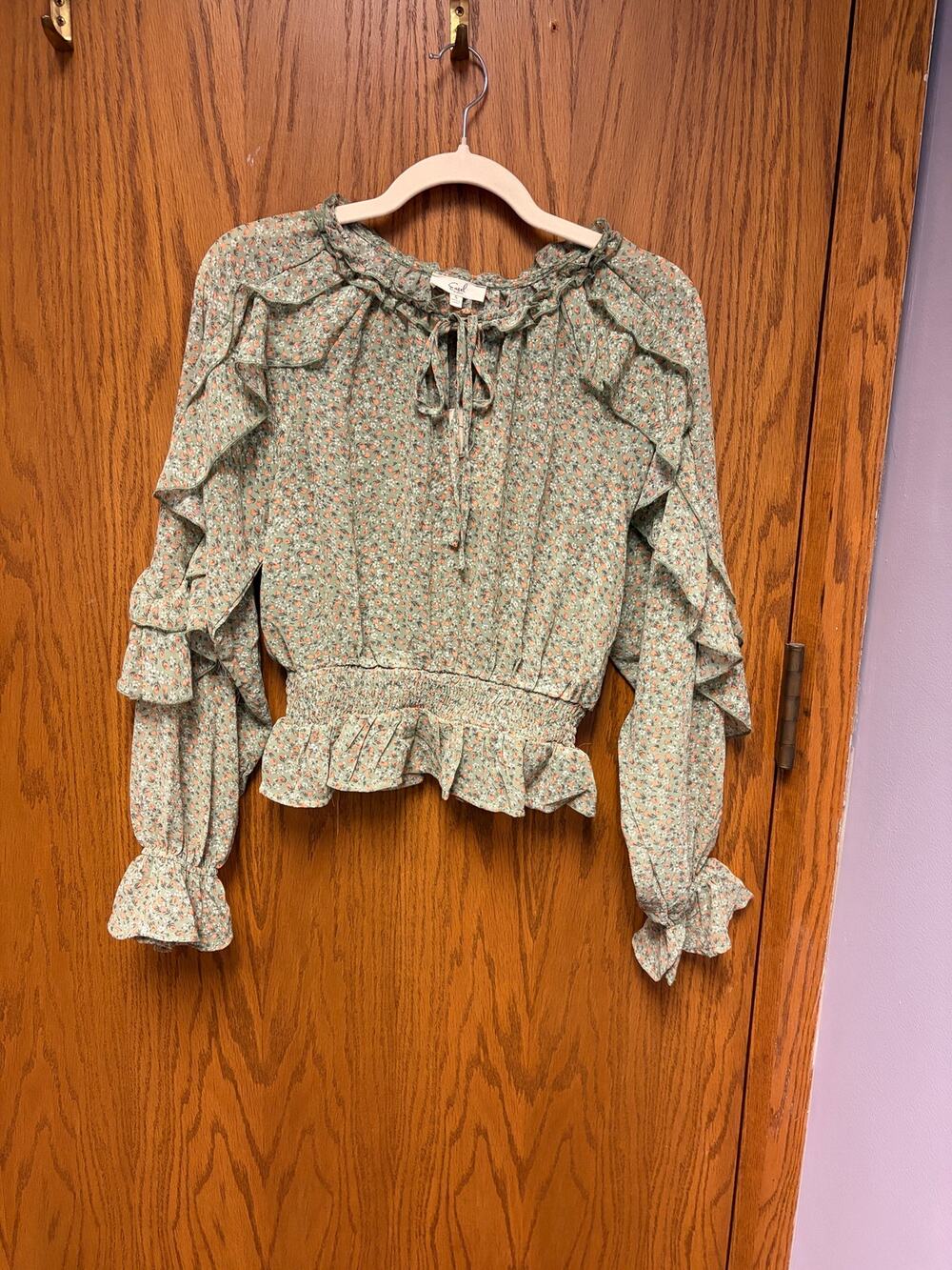 Easel Floral Peasant Crop Top Small Green Ruffle Smocked Boho NWT